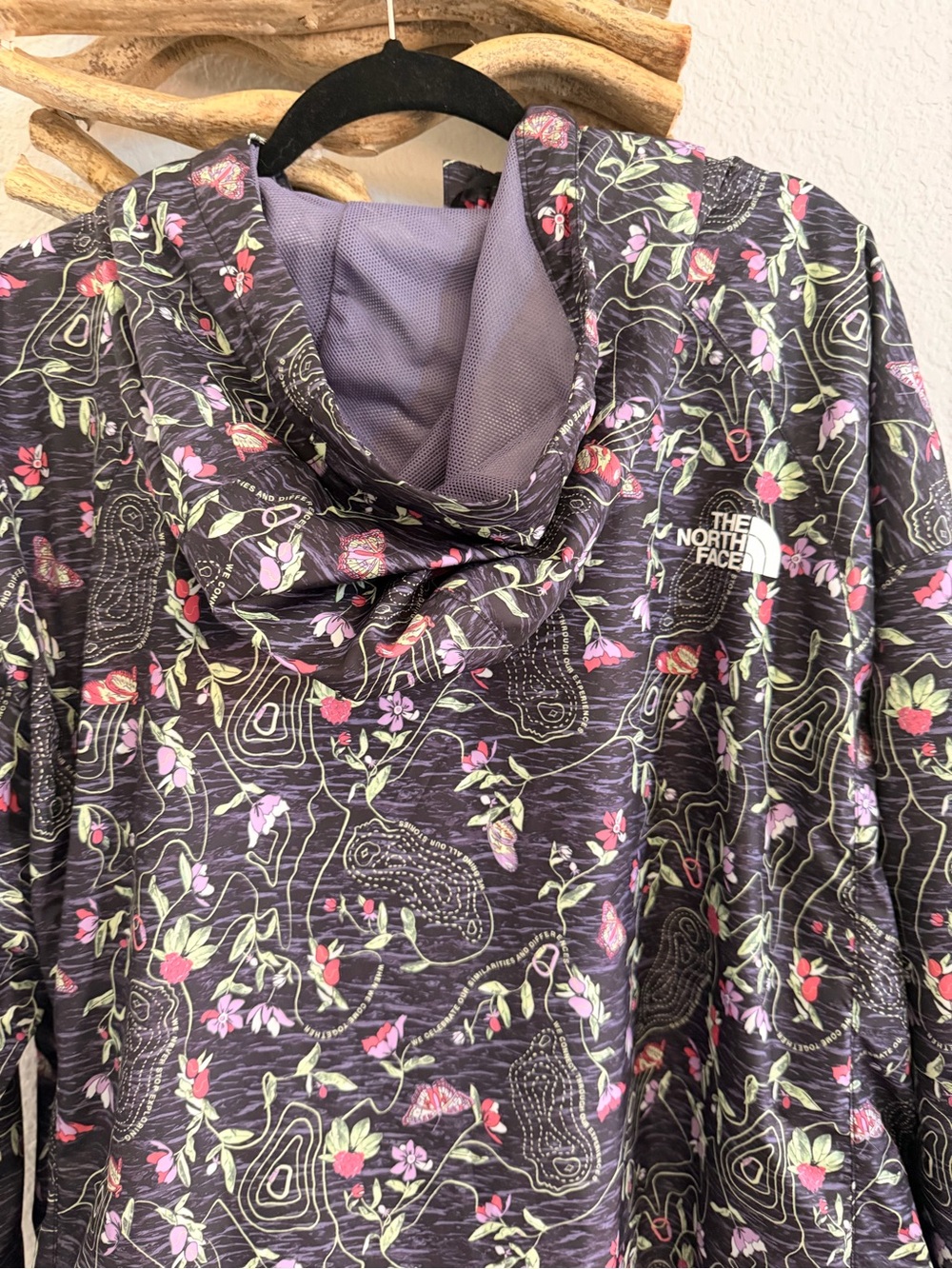The North Face packable travel Women's XL-XXL rain windbreaker HYDRENALINE - Picture 5 of 12